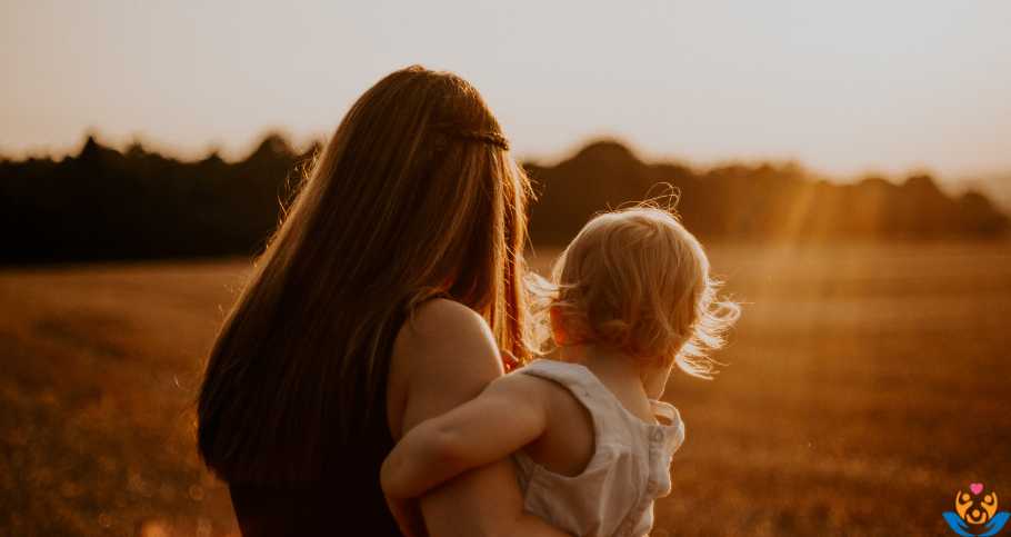 la madre que entrego a su hijo a Dios